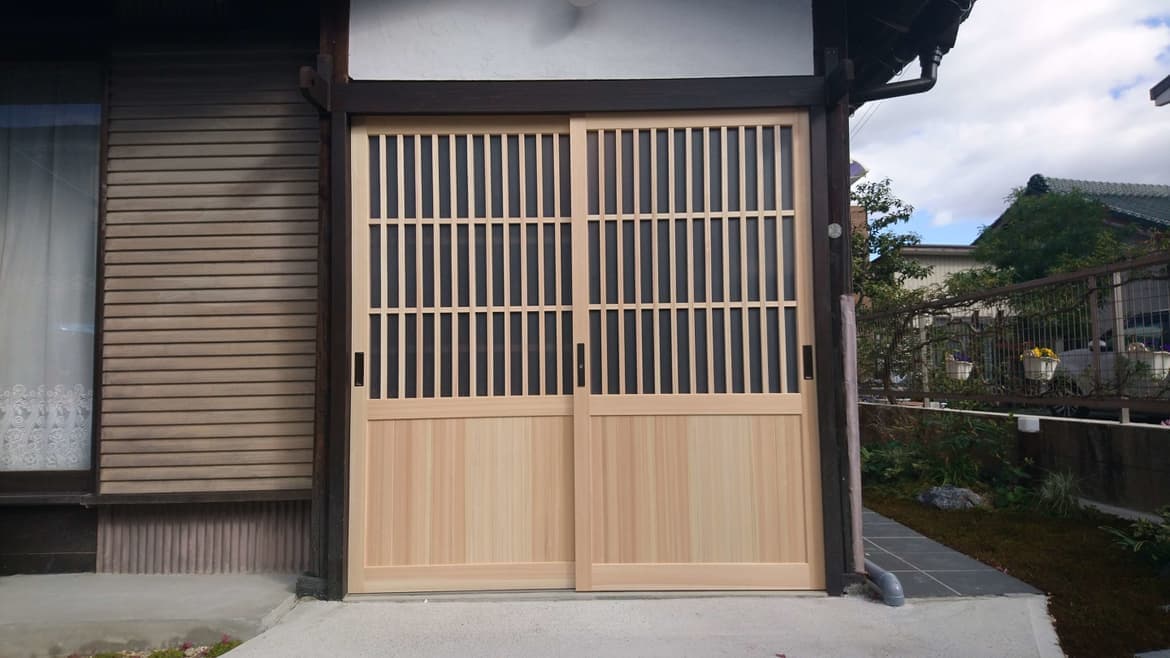 木製玄関新調 | 木製玄関の新調なら建具修理の窓口名古屋市名東区